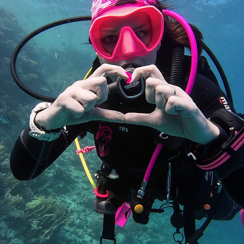 profile for scubaellez